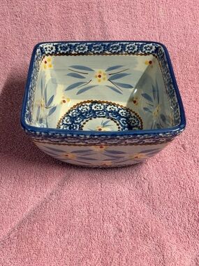 Temp-Tations Blue and Cream Floral Ceramic Bowl